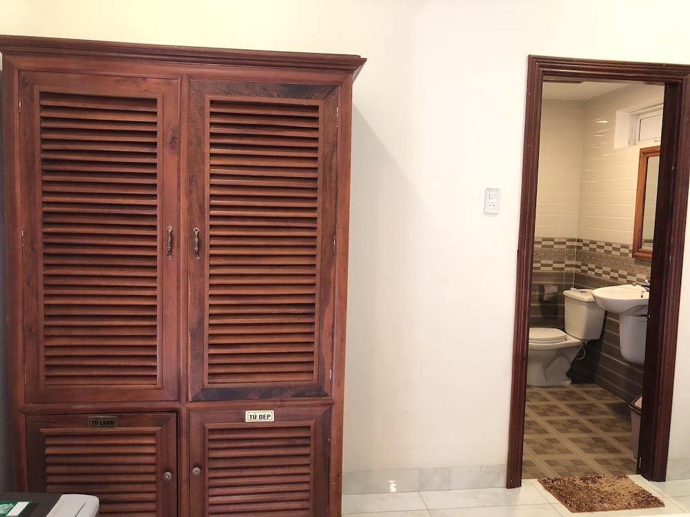 Hoang Oanh Hotel 33/33