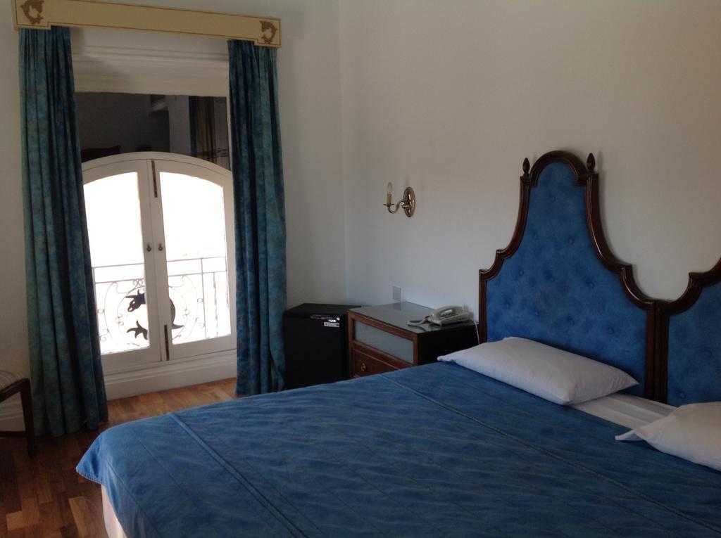 Castille Hotel Malta 14/32