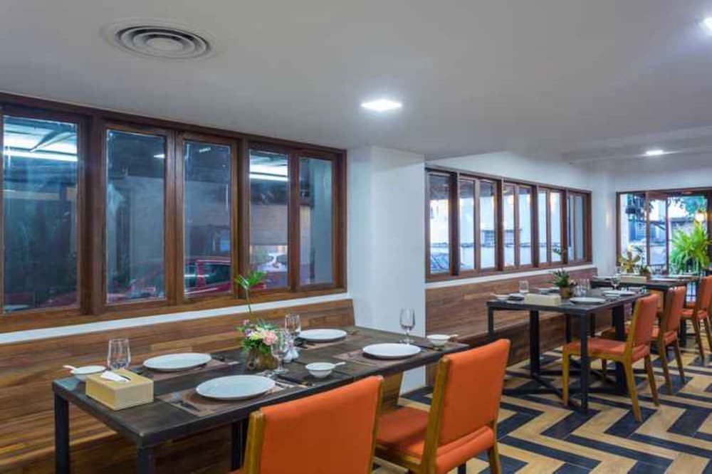 The Guest Arak Boutique Hotel 43/59