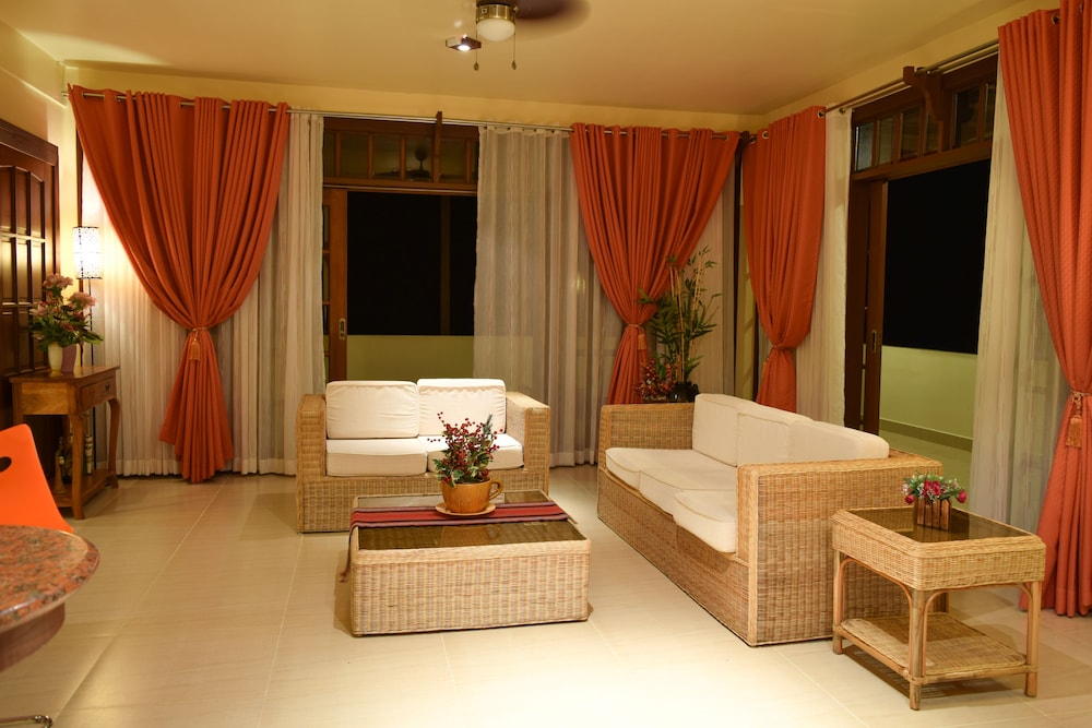 Tribal Hills Mountain Resort 40/61