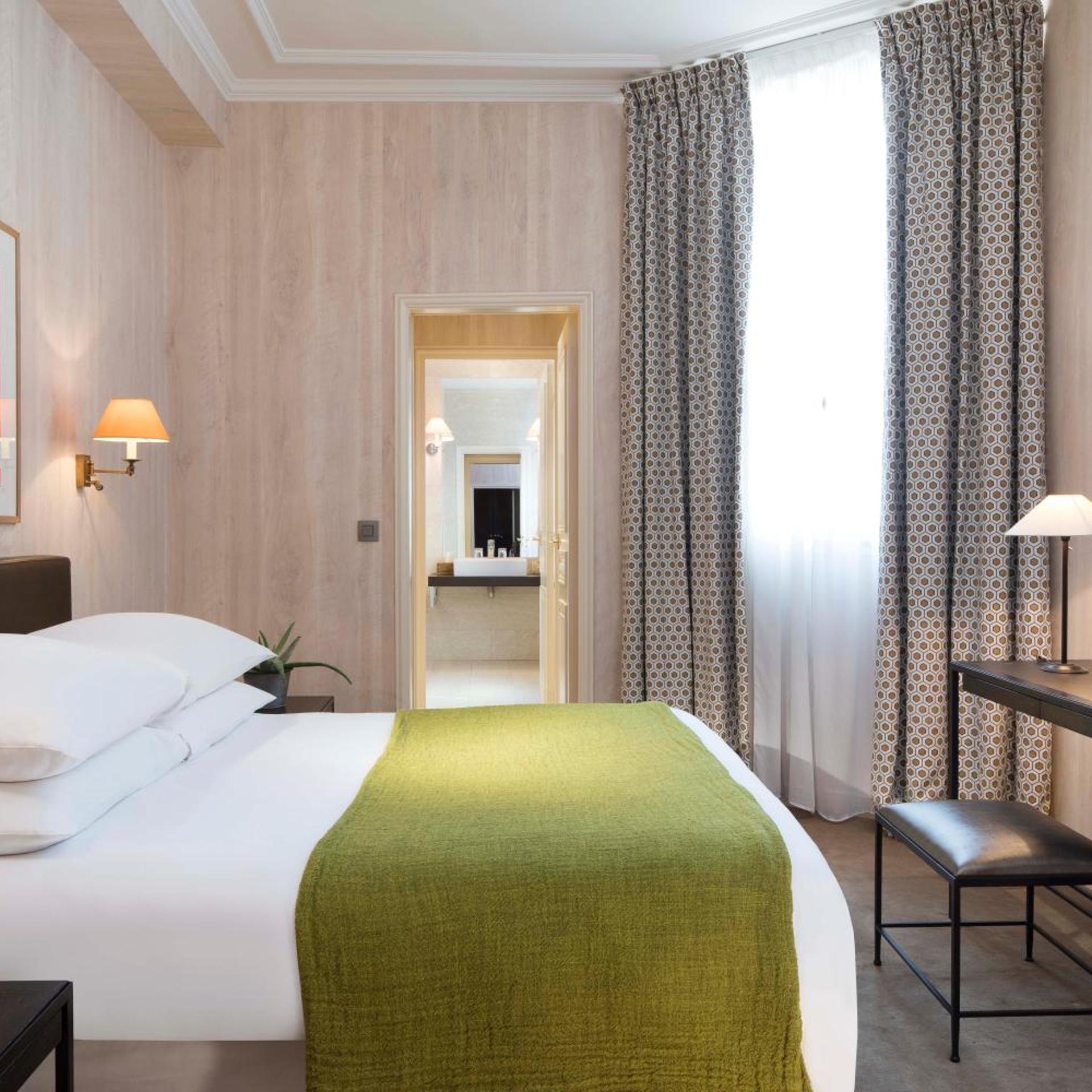 Prestige, Double Bed, Courtyard Side View