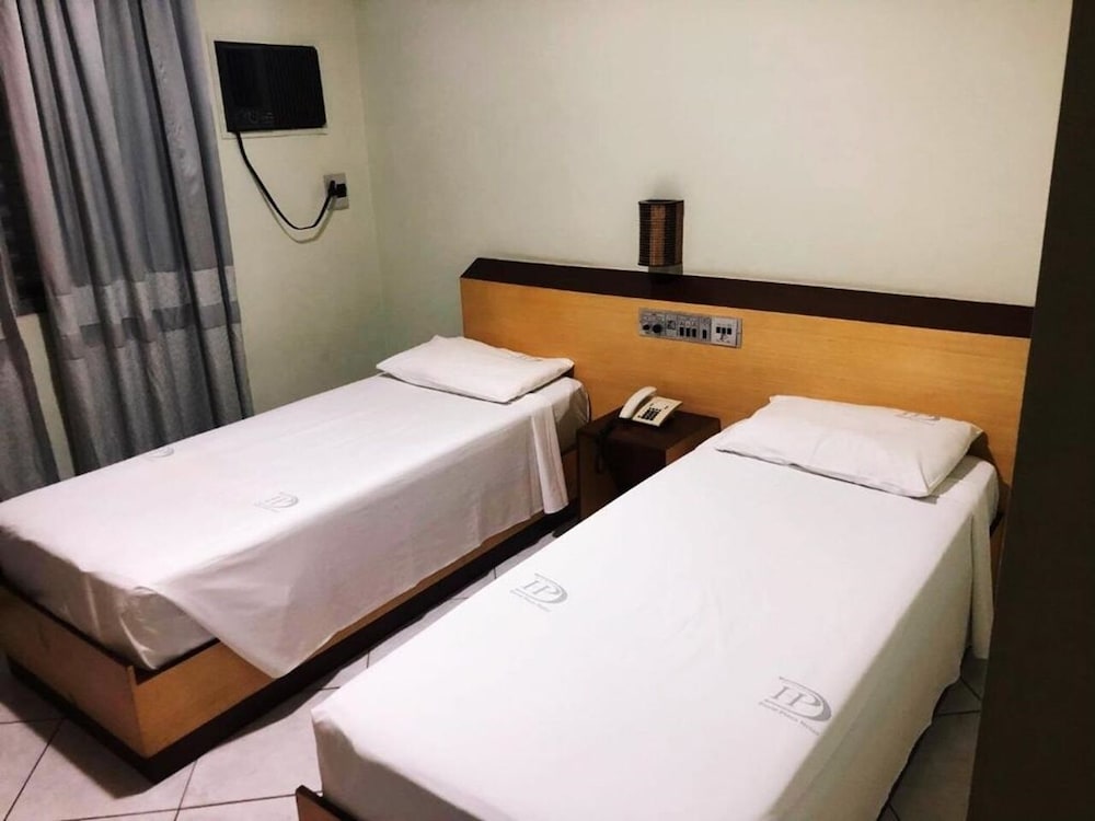 David Plaza Hotel 6/56