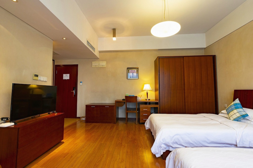 East King Business Hotel 10/50