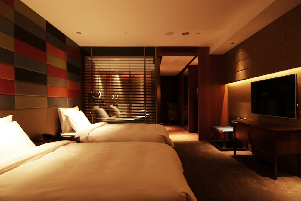 H2o Hotel 30/60
