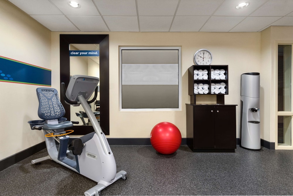 Hampton Inn & Suites Bluffton-Sun City 25/43