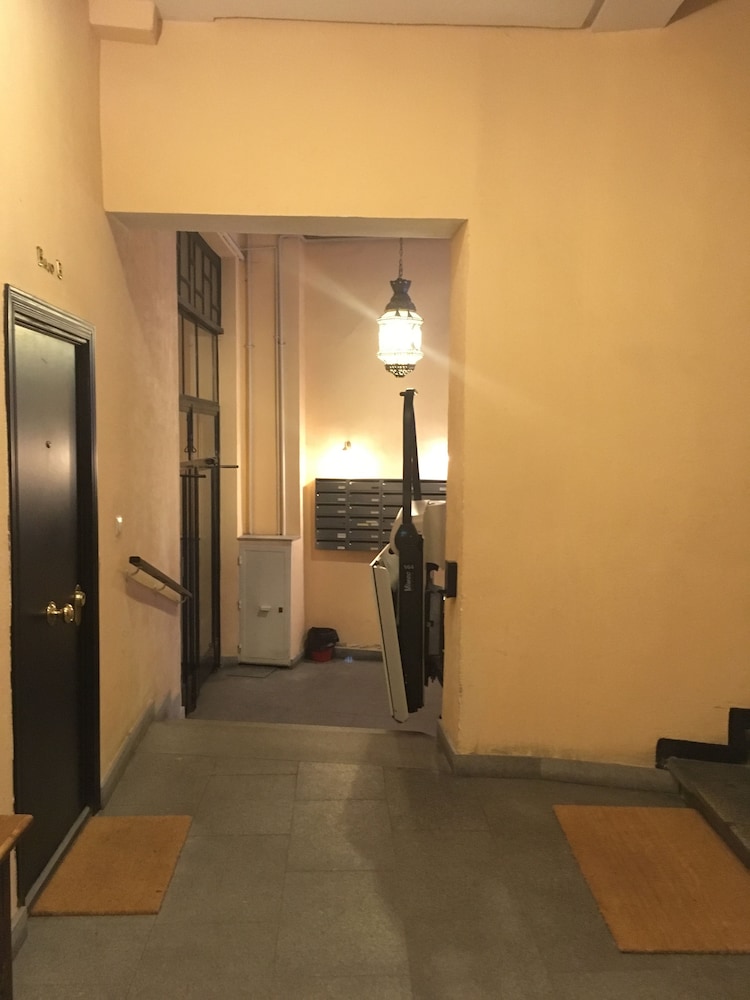 PIZARRO HOSTAL 20/50