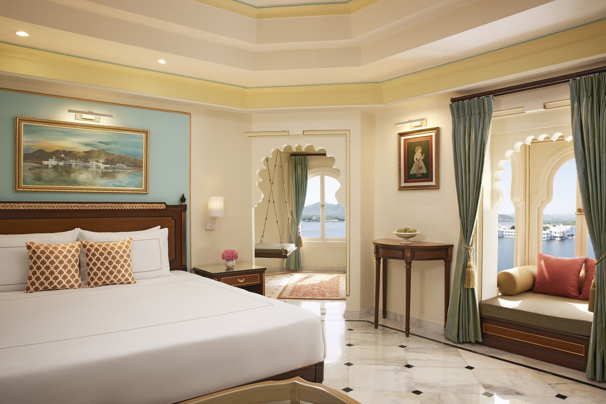 02deluxe suite