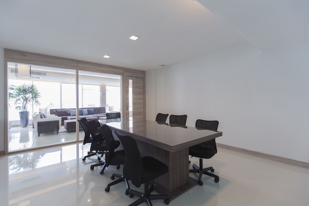 Kantary 304 Hotel 29/35
