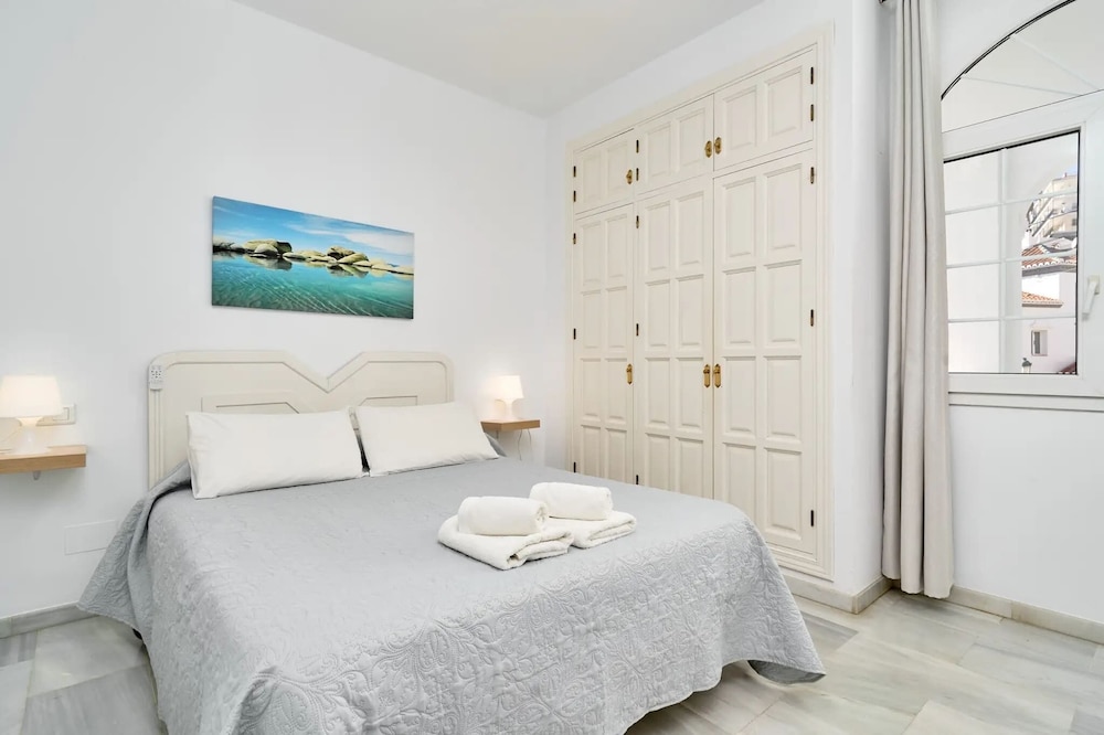 3 BEDROOMS, APARTMENT, TERRACE