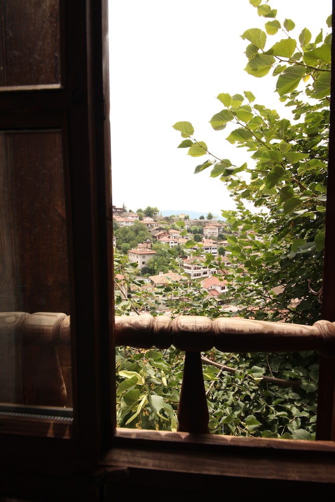 Efe Guest House 30/34