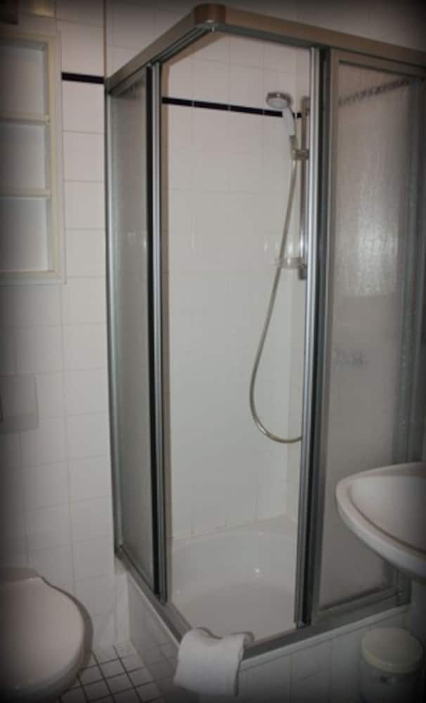 Hotel Alina 20/20