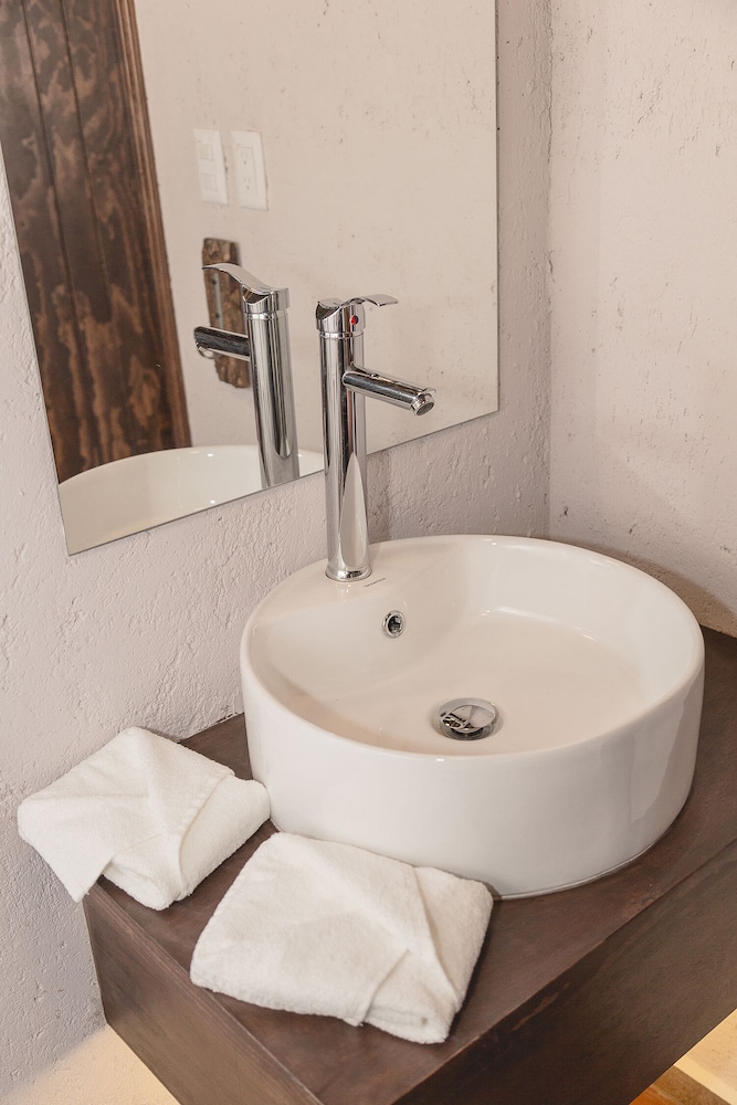غرفة قياسية بسرير كينج بشرفة، Casa Eva Hotel Boutique 8/10