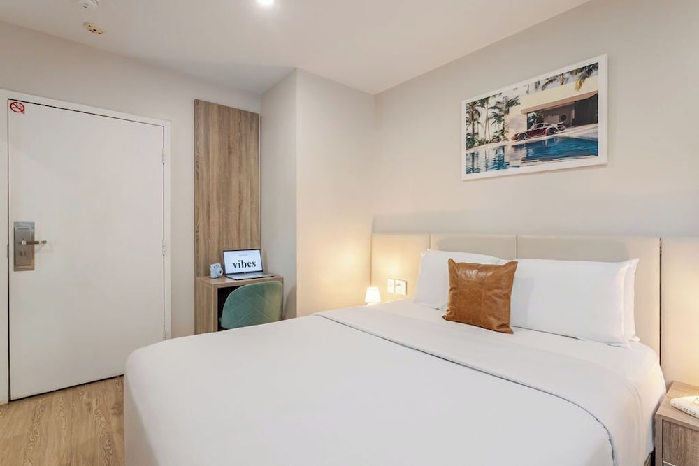 Olympia Hotel By Lodgo 9/40