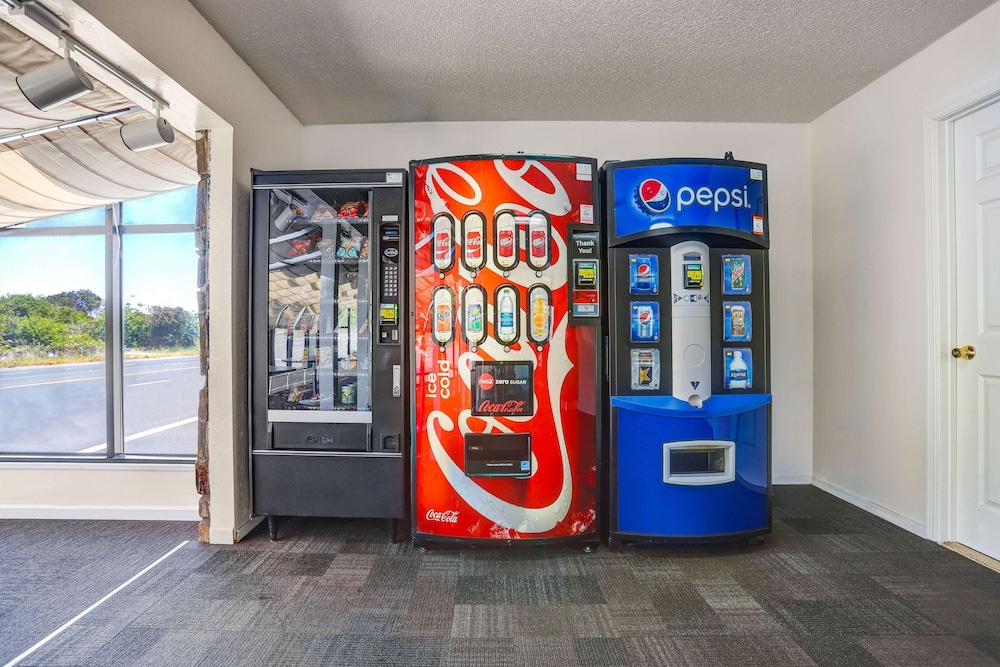 Motel6 Fort Bragg, CA 44/49