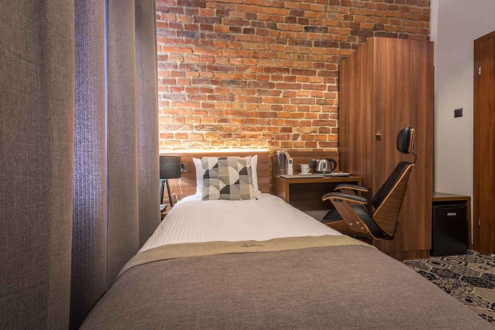 Hotel Lavender 23/67