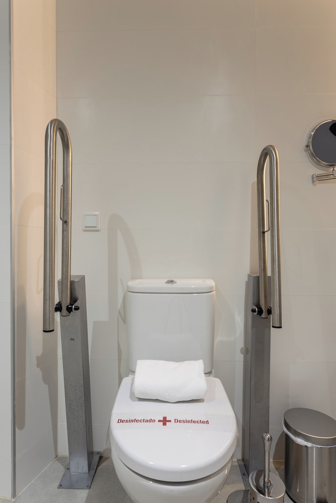 Bibo Suites Plaza Nueva 43/48
