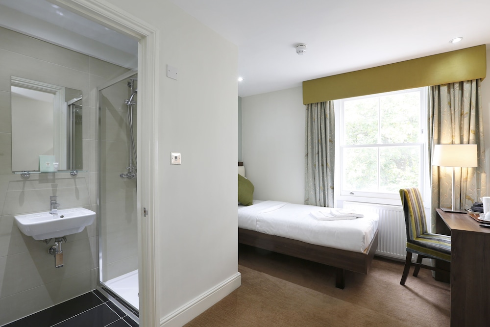 Hyde Park Boutique Hotel 43/44
