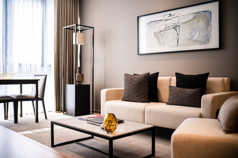 SKYE Hotel Suites Parramatta 24/49