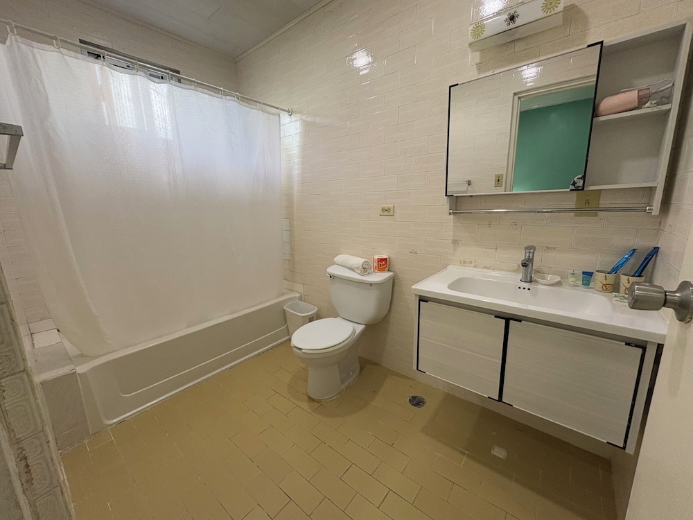 Beach Garden Hotel And Apartment 48/50