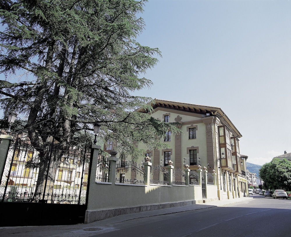 Palacio Azcarate Hotel 2/58