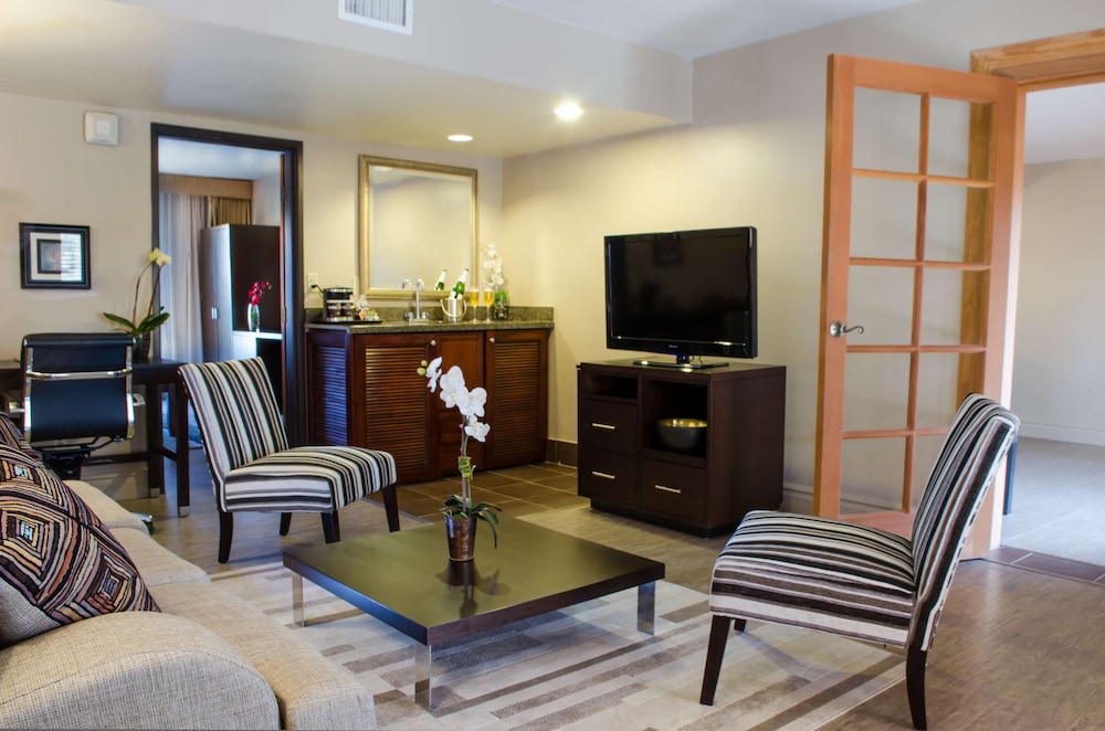 DoubleTree Suites by Hilton Tucson Airport 43/67