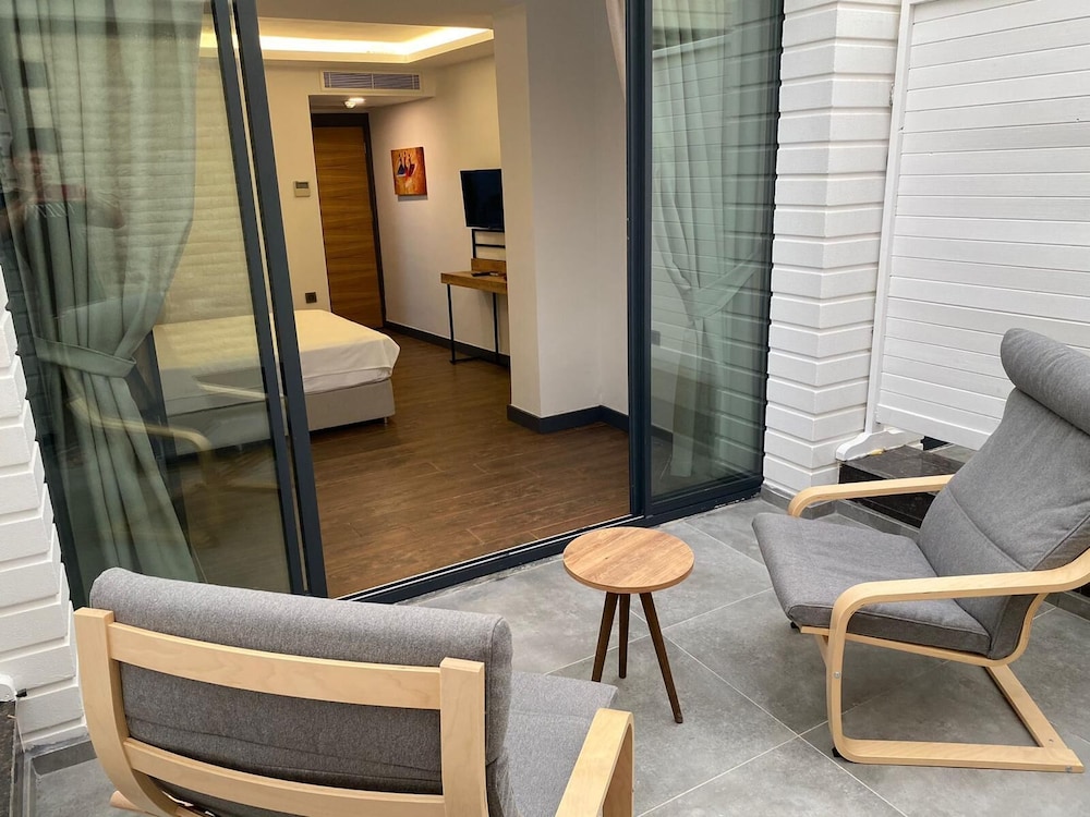 MIYAS LUXURY HOTEL 19/23