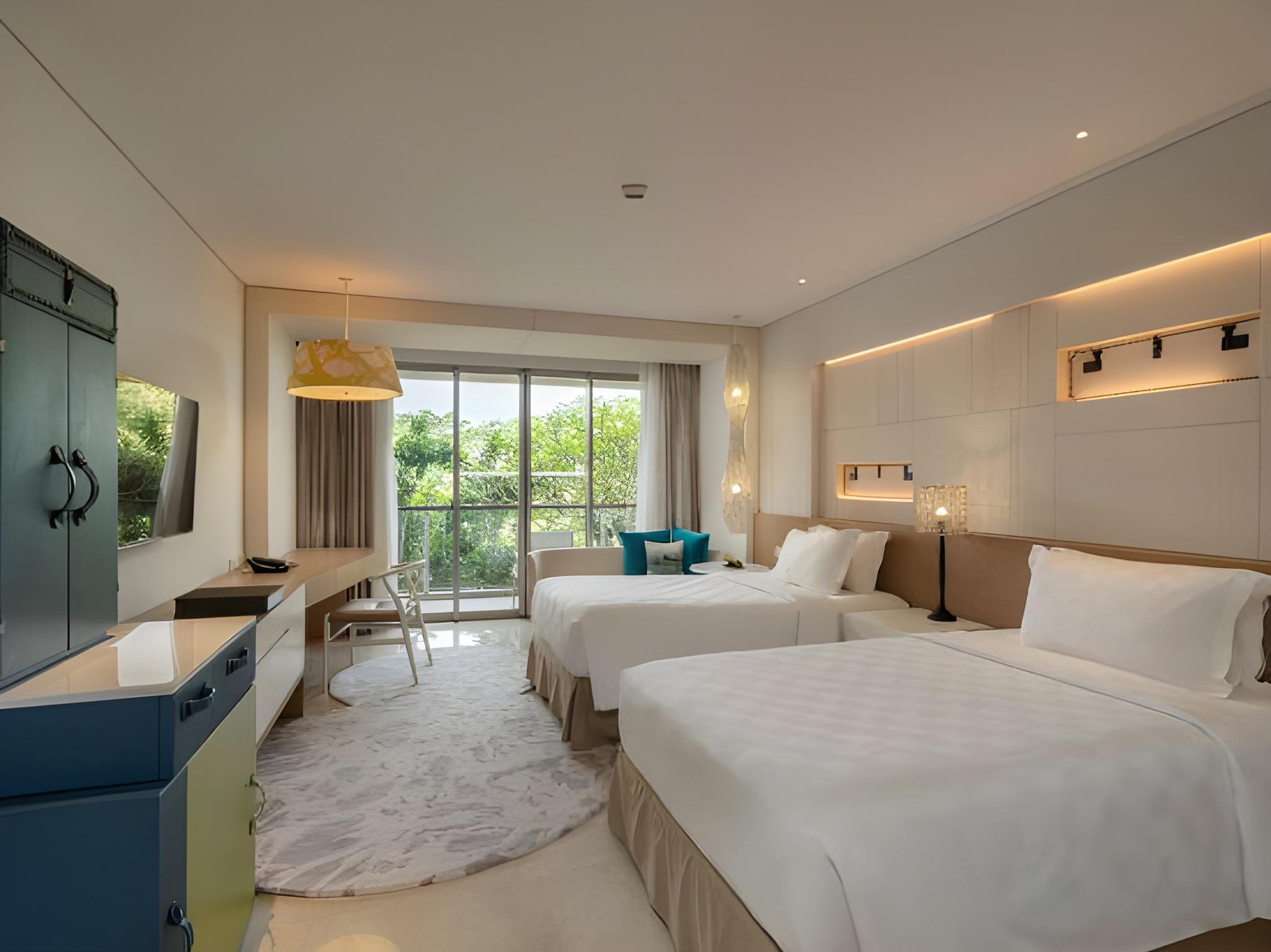 Wana, Twin Beds, Forest View