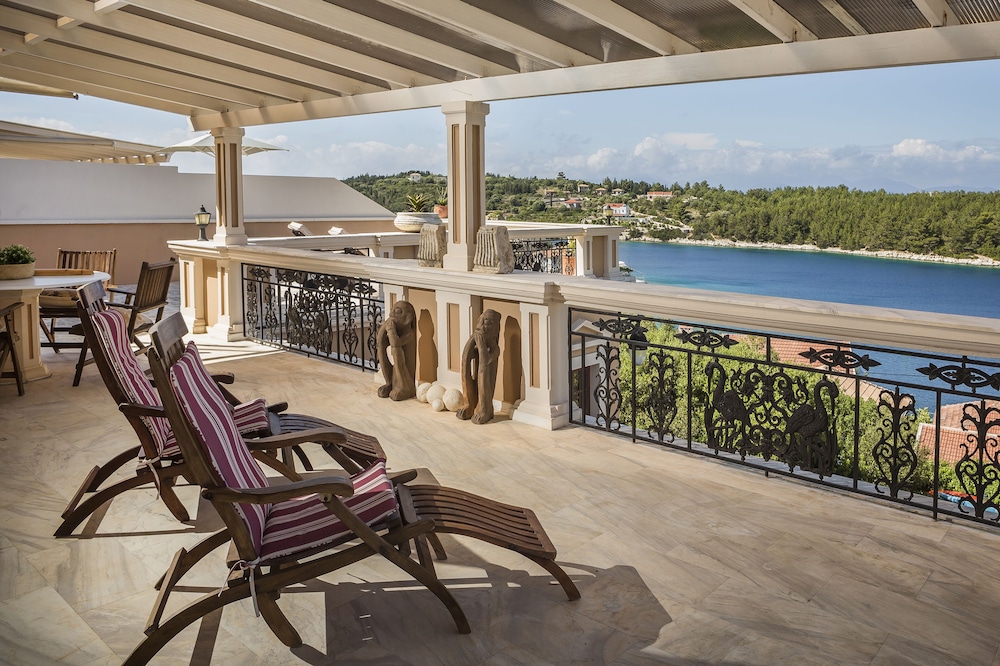 Faros Residence - Adults Only 33/43