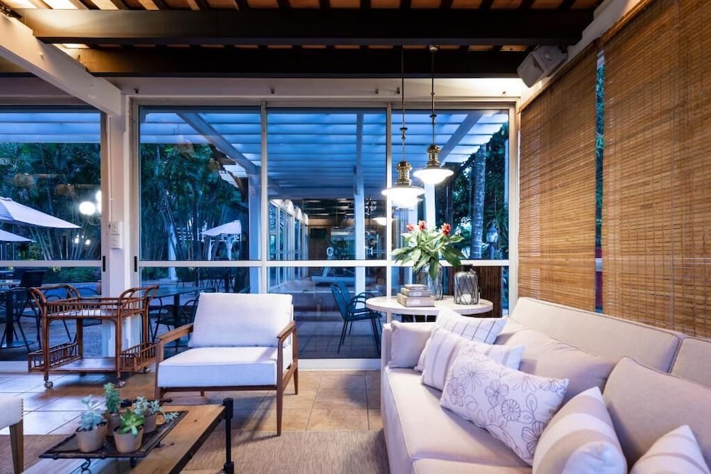 Hotel Villa Morra Suites 33/51