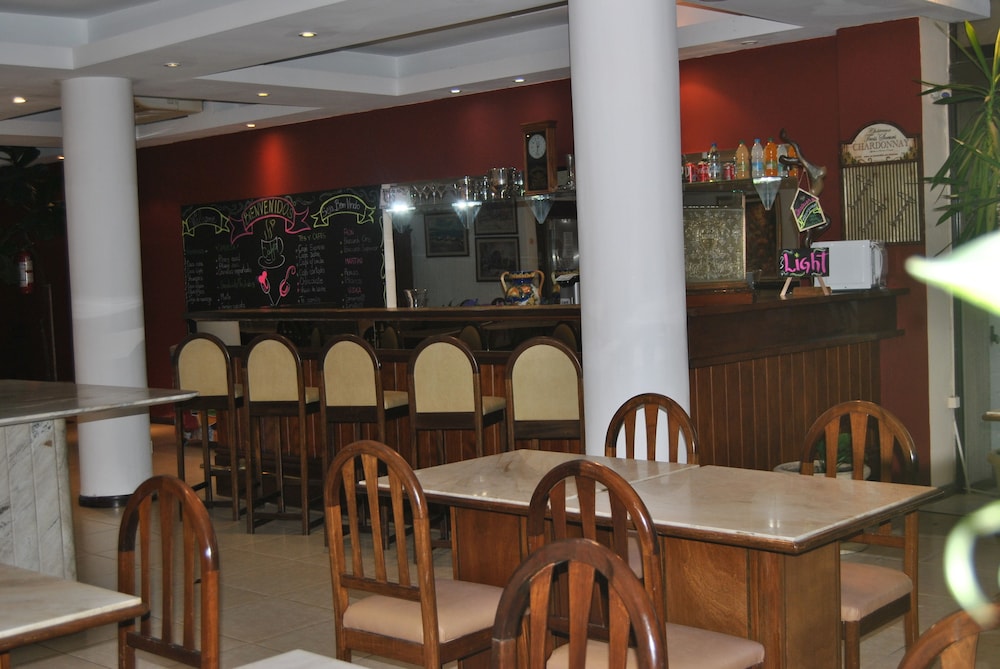 Iberia Hotel 48/64