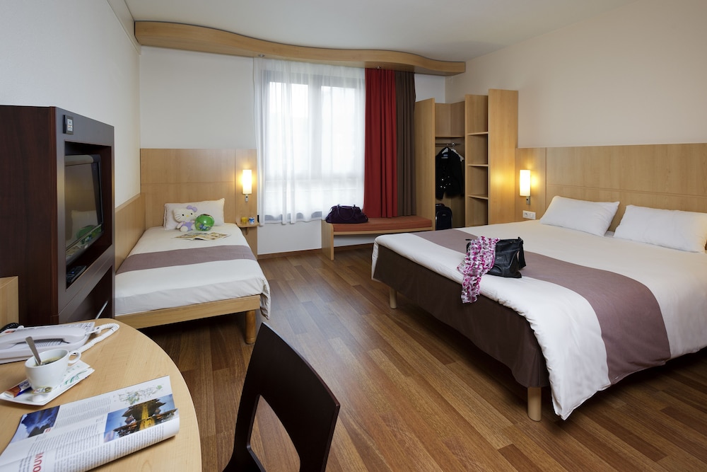Ibis Brussels Waterloo 22/79