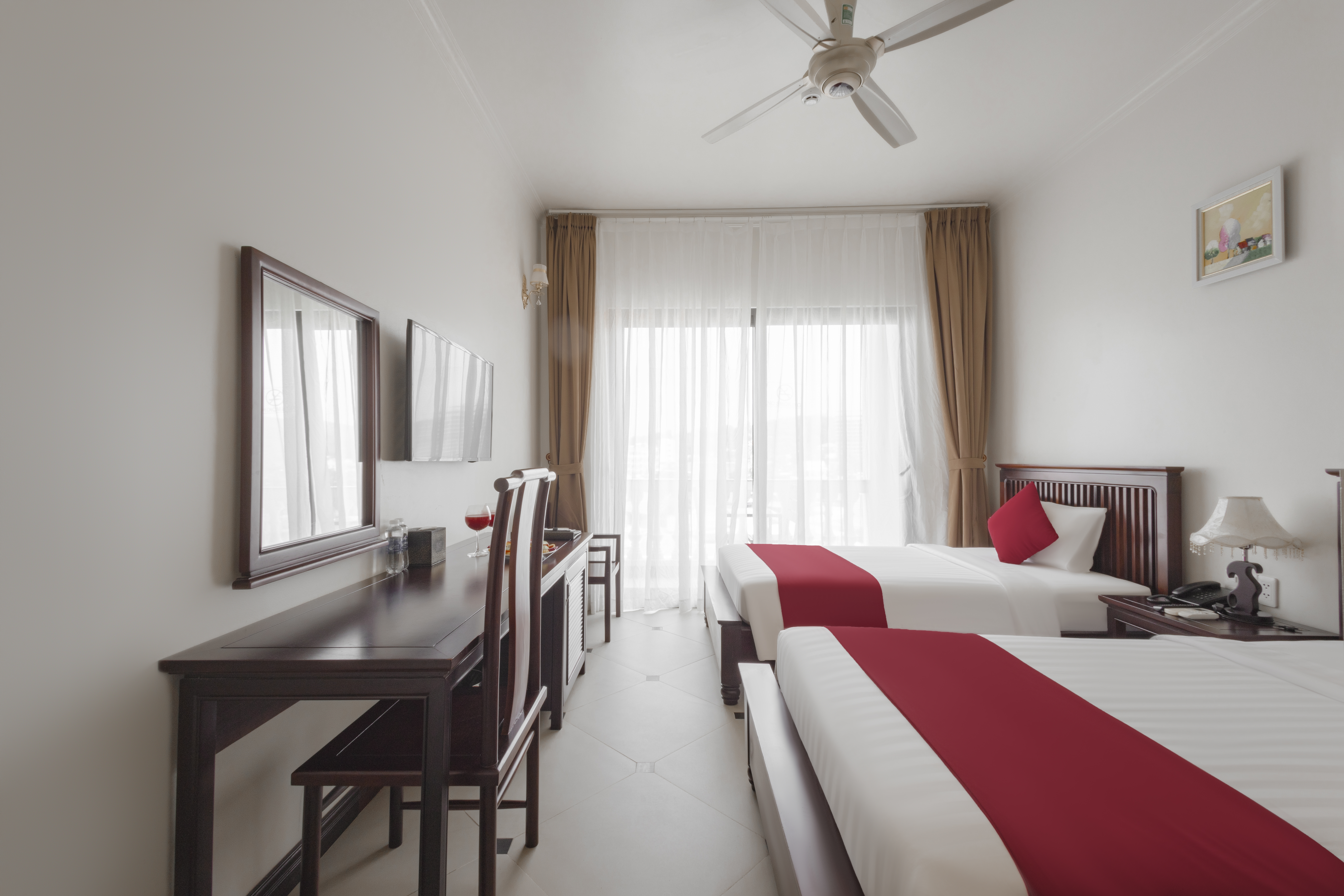 غرفة بريميوم بسرير مزدوج، Praha Hotel Phu Quoc 4/7