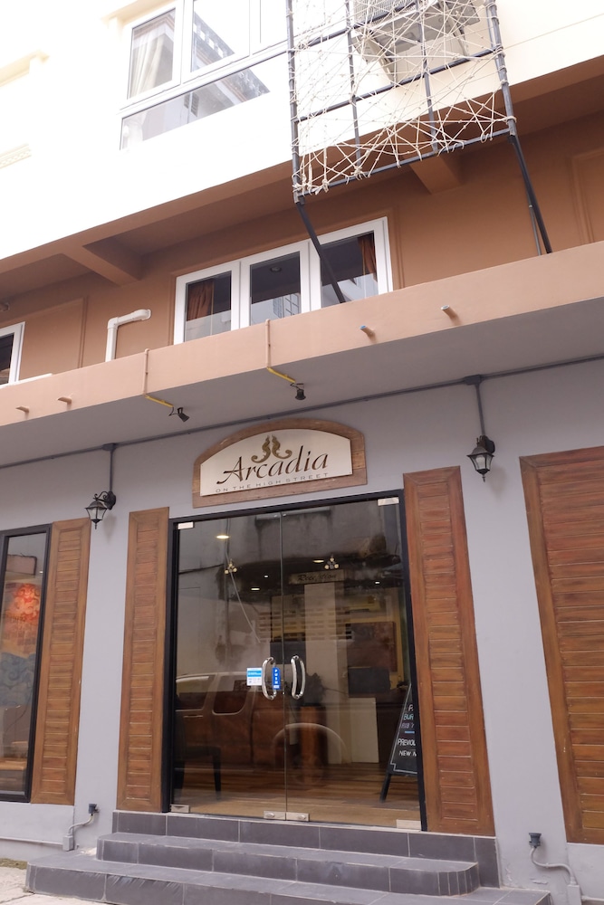 Arcadia Maephim Serviced Apartment 1/50