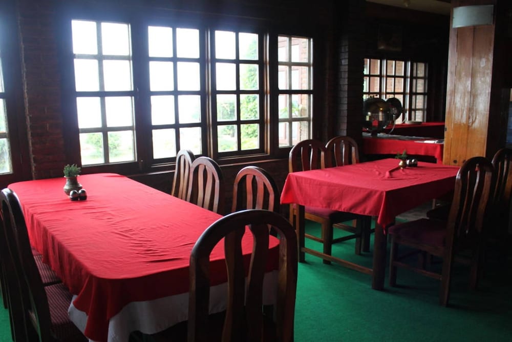 NIVA NIWA LODGE 12/21
