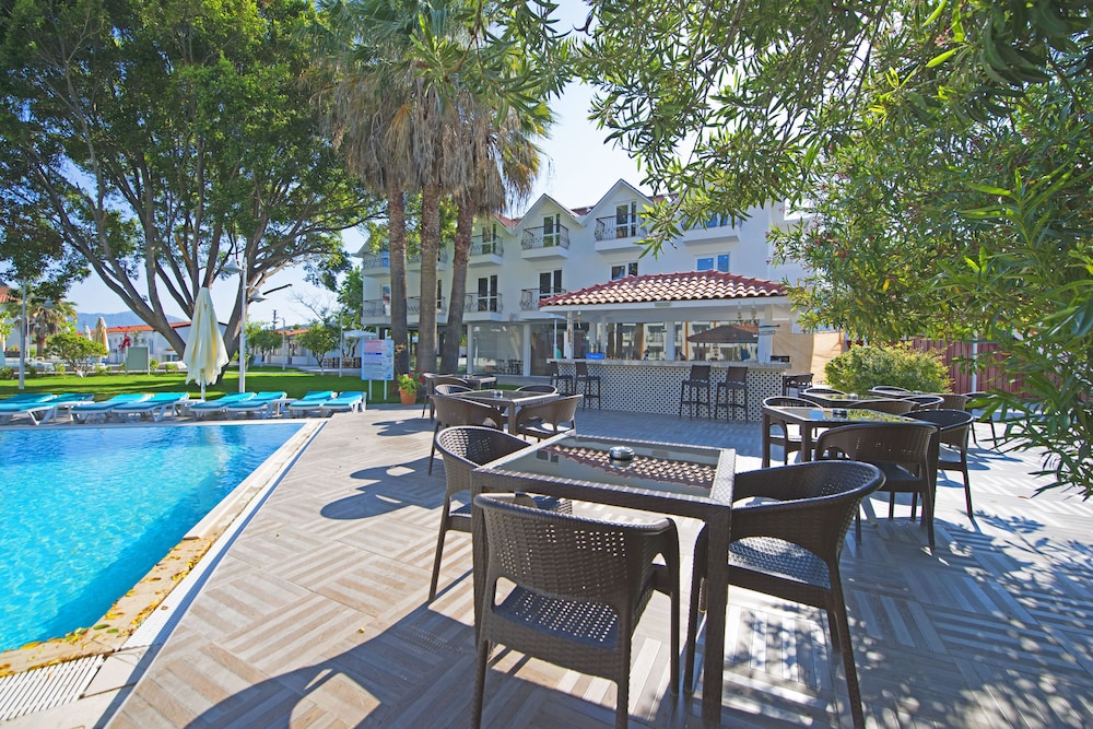 Grand Emir Hotel & SPA 79/85