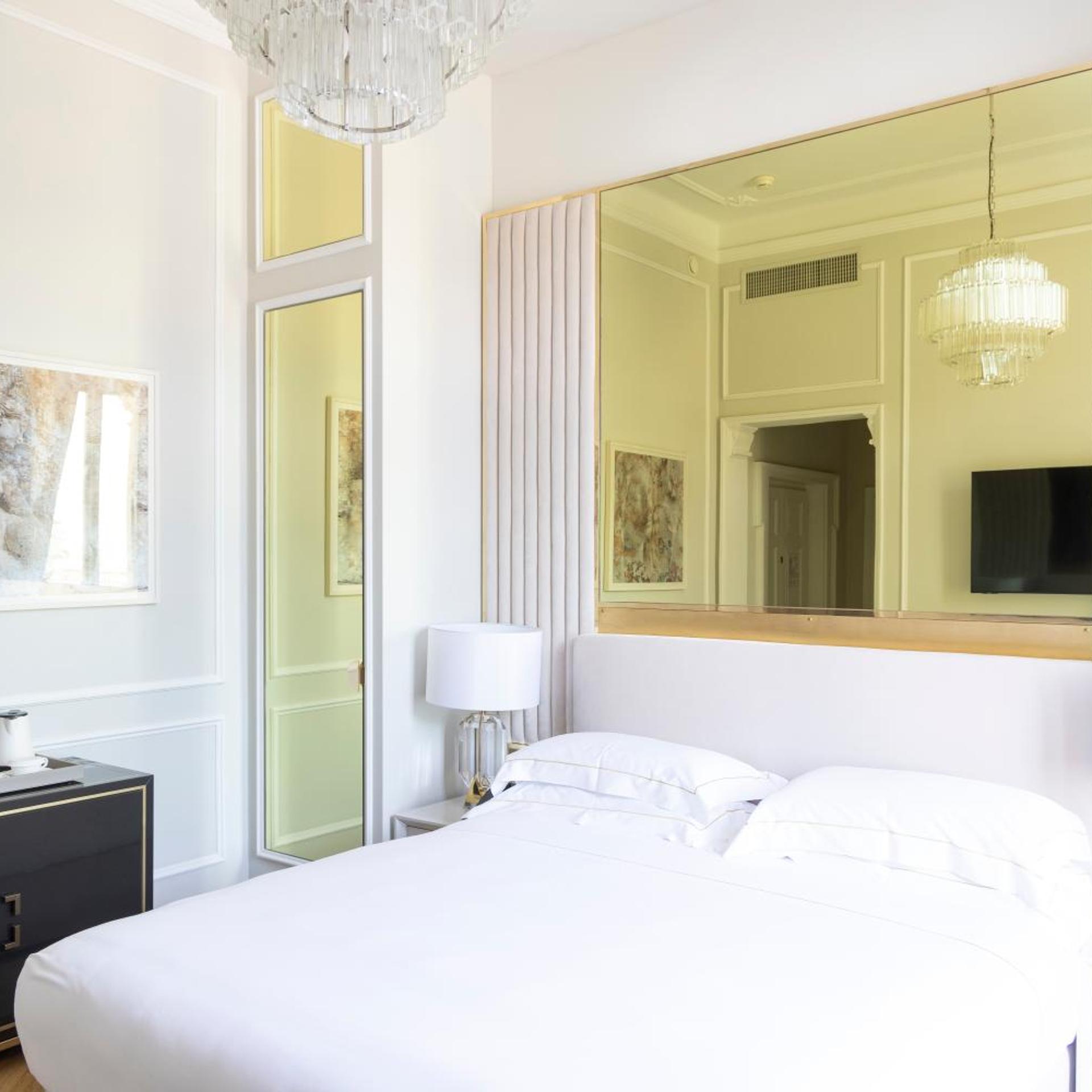 Room at GRAND HOTEL PRINCIPE DI PIEMONTE, VIAREGGIO