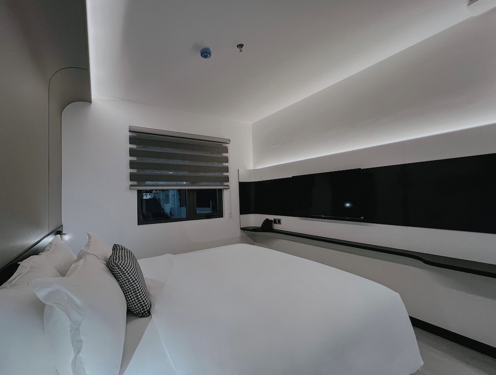 The Concept Hotel HCMC - District 1 2/25