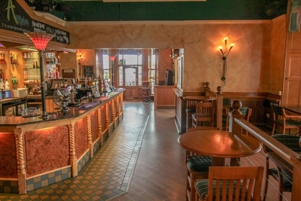 The Heritage Hotel 39/49
