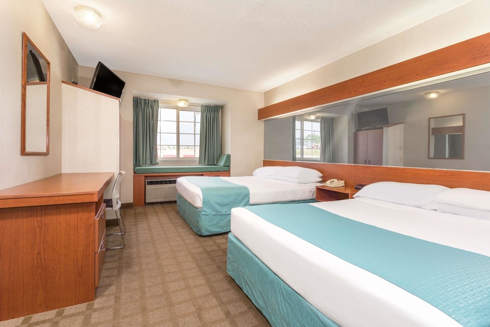 Microtel Inn Suites By Wyndham Dry Ridge 7/30