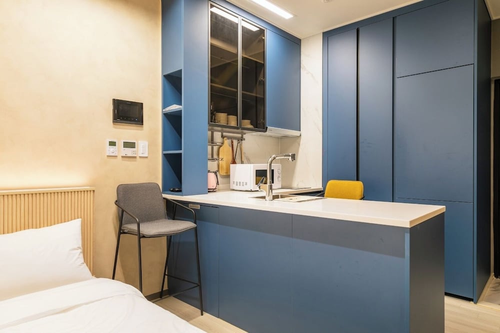The Bayment Residence 50/50