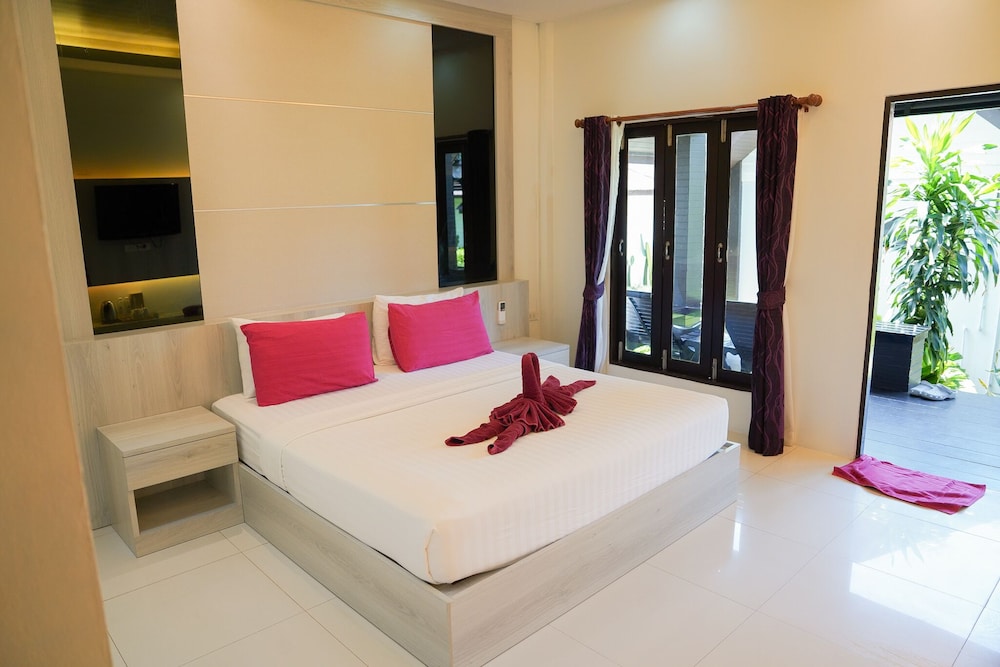 Silver Sand Samed Hotel & Resort 8/44