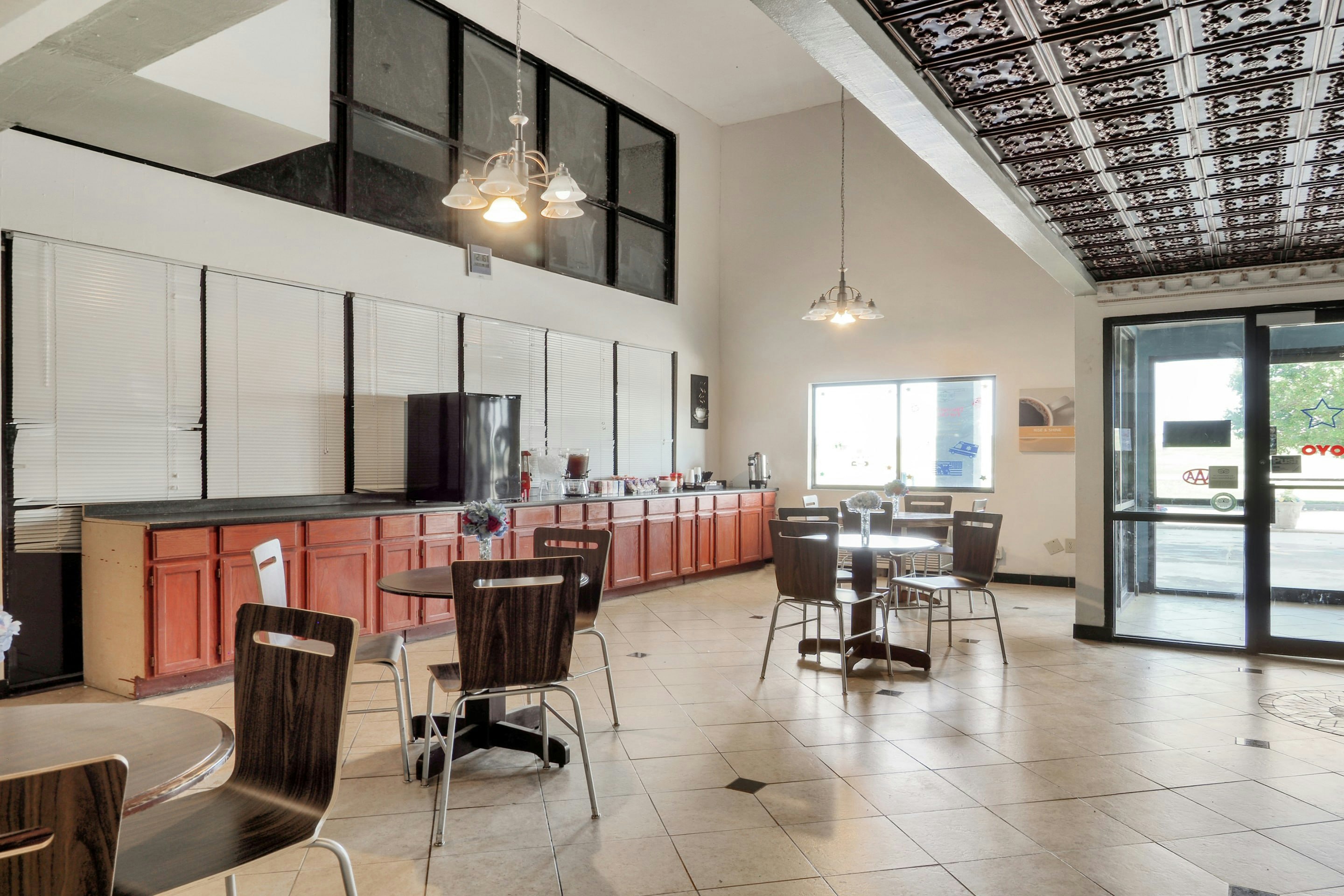 Lonestar Inn Suites, Erick OK Hwy 40 7/16