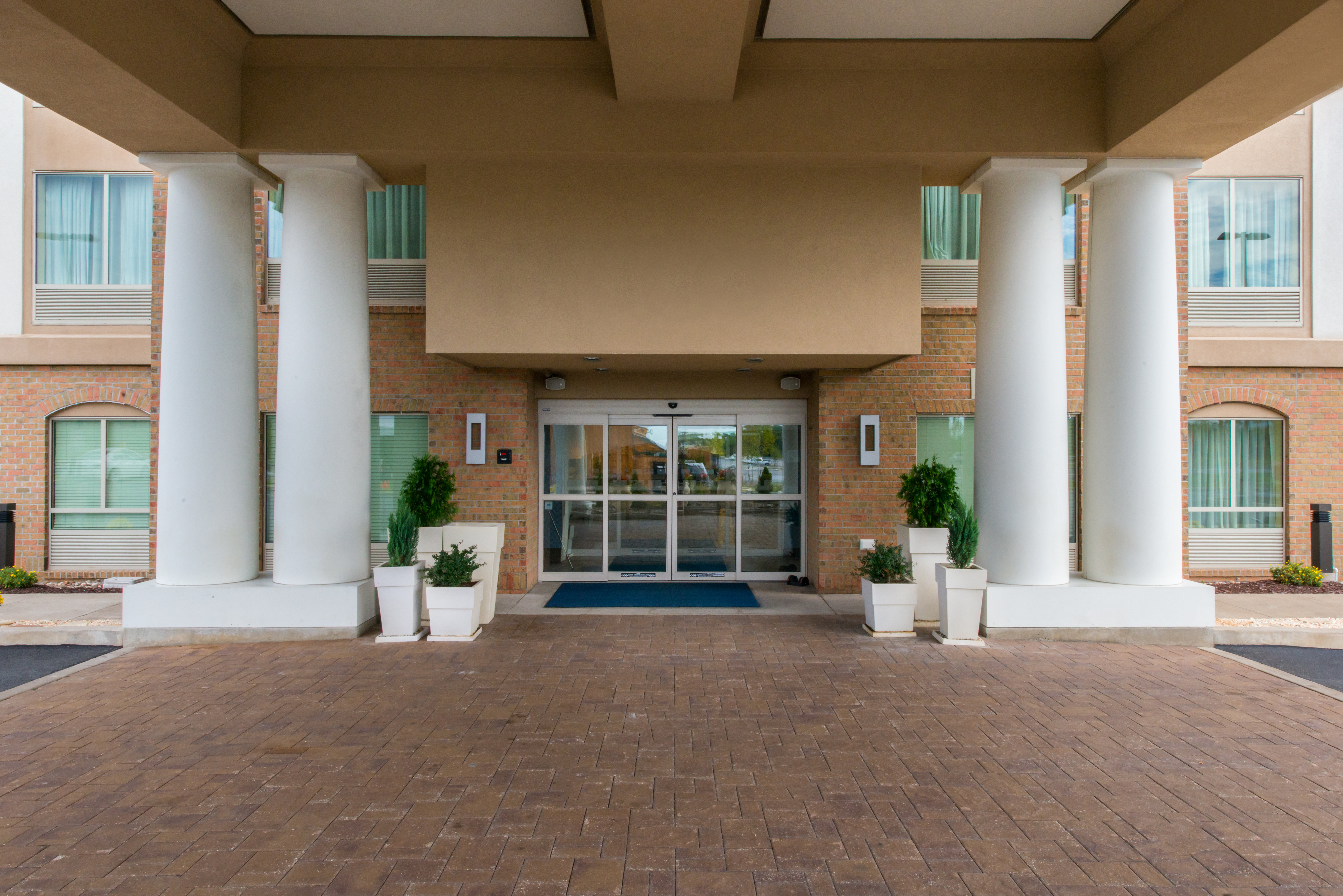 Holiday Inn Express Hotel And Suites Scranton 8/69