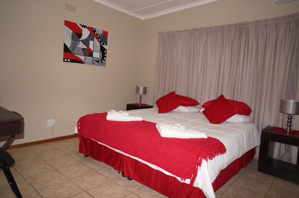 Mc Kala Guest House 8/44