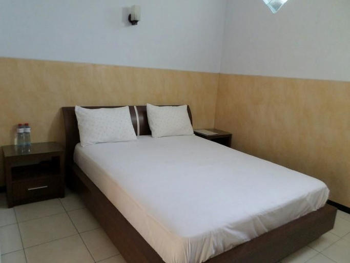 Hotel Cendrawasih Jember 4/6