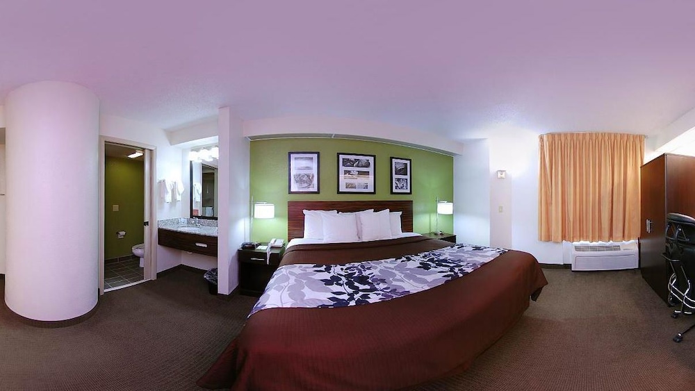 Sleep Inn Fort Pierce I-95 14/33