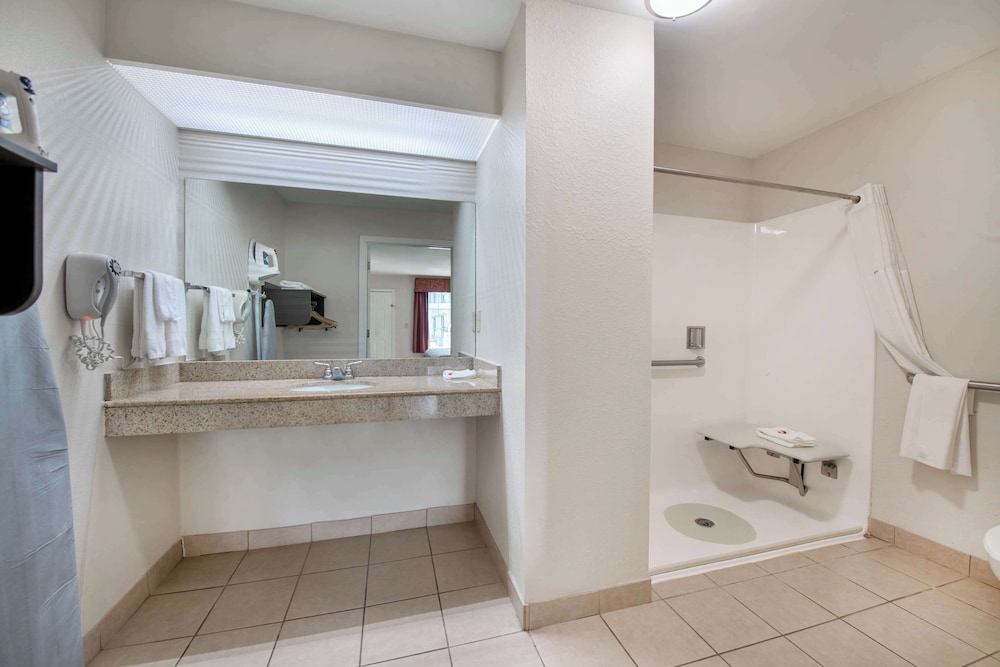Motel6 Macon, GA - I-475 52/53