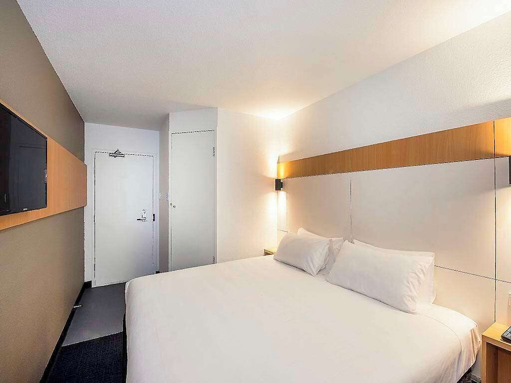 ibis budget Enfield 15/27
