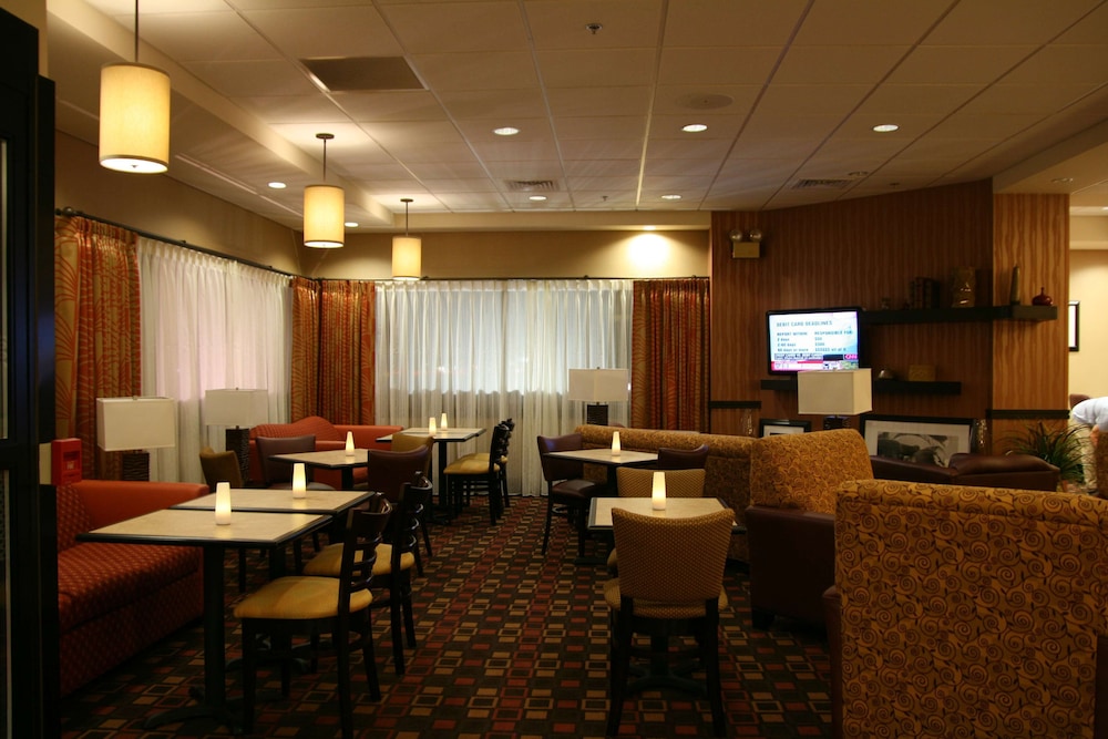 Hampton Inn Chambersburg 32/34