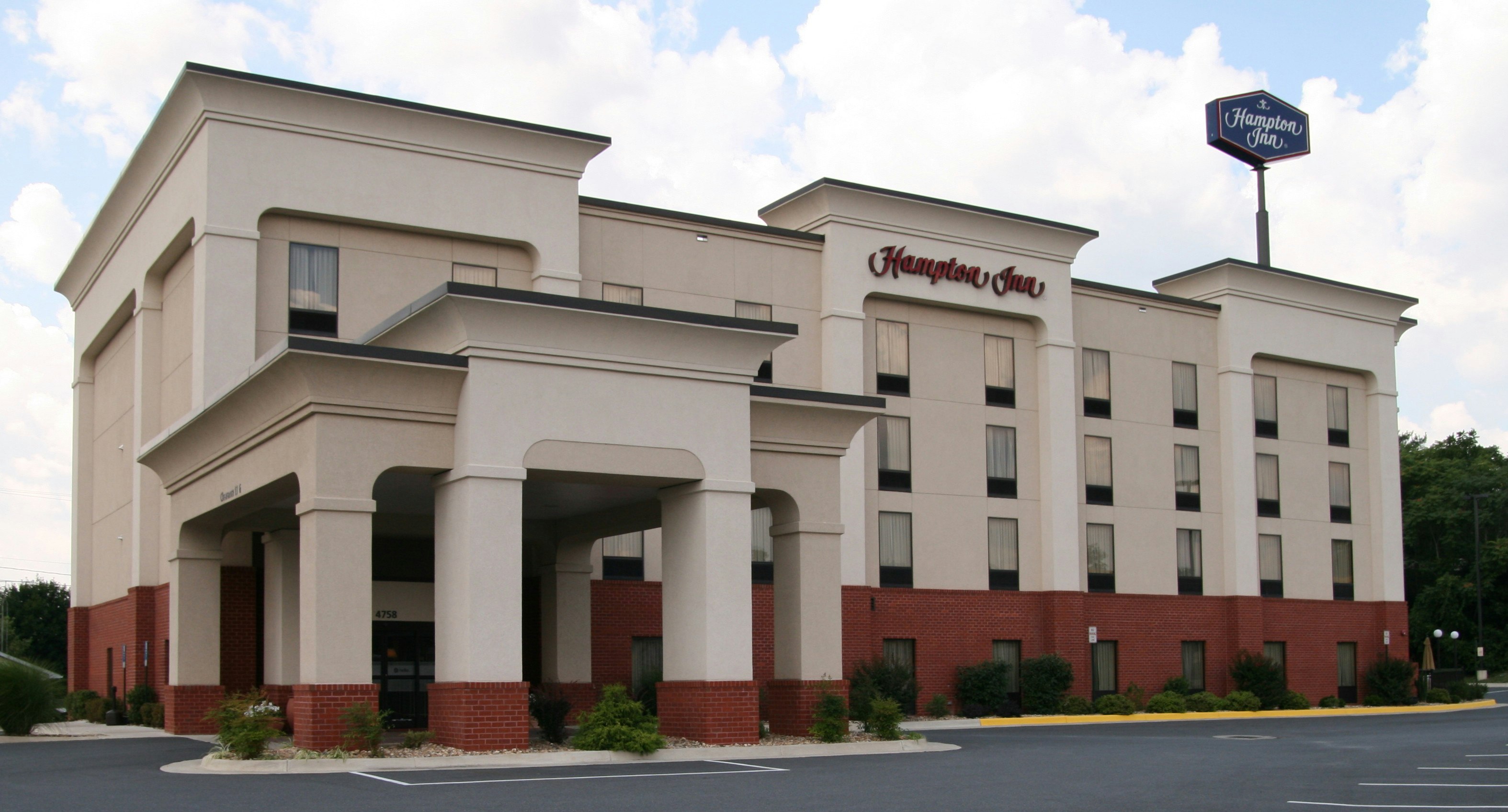 Hampton Inn Martinsburg South-Inwood 4/75